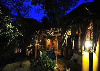Chunut House Resort Ko Phi Phi Hostel
