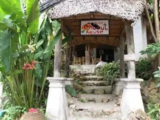 Chunut House Resort Ko Phi Phi Hostel