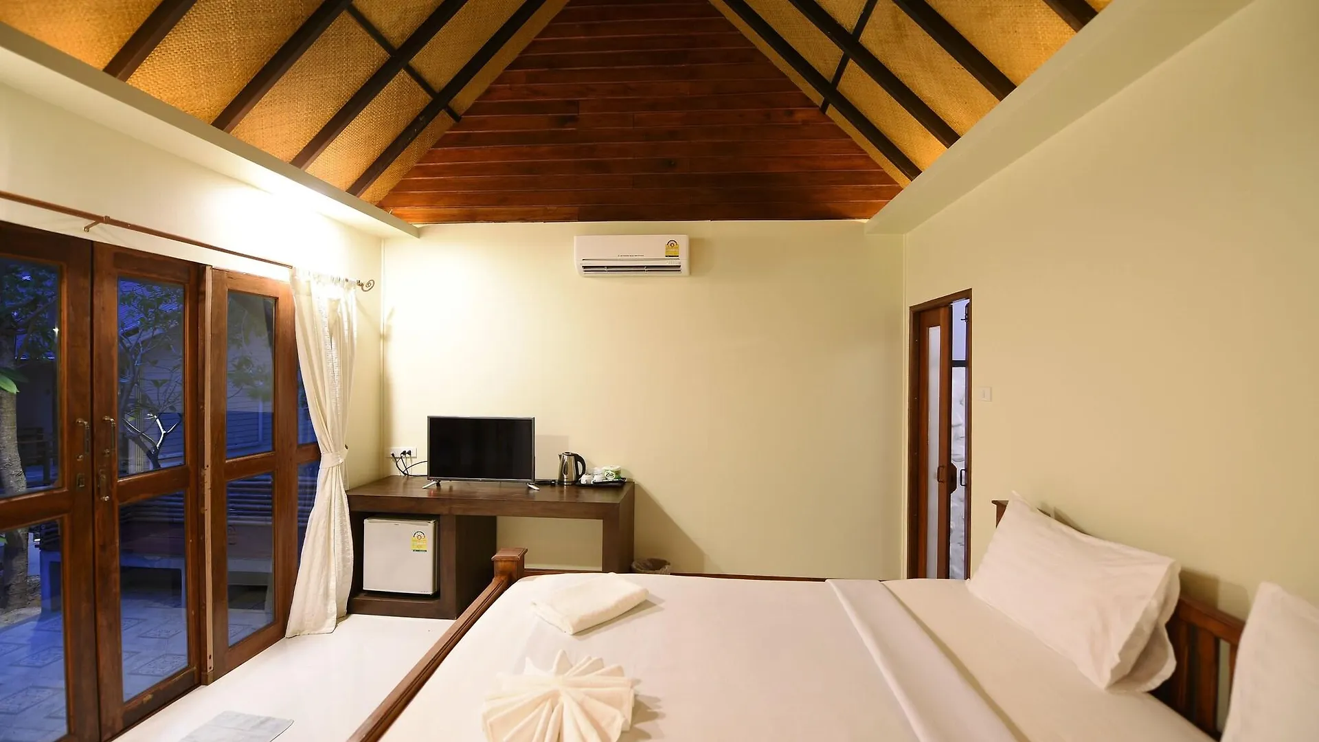 Albergue Chunut House Resort Phi Phi Don Tailândia