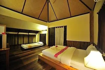 Chunut House Resort Phi Phi Don 0*,